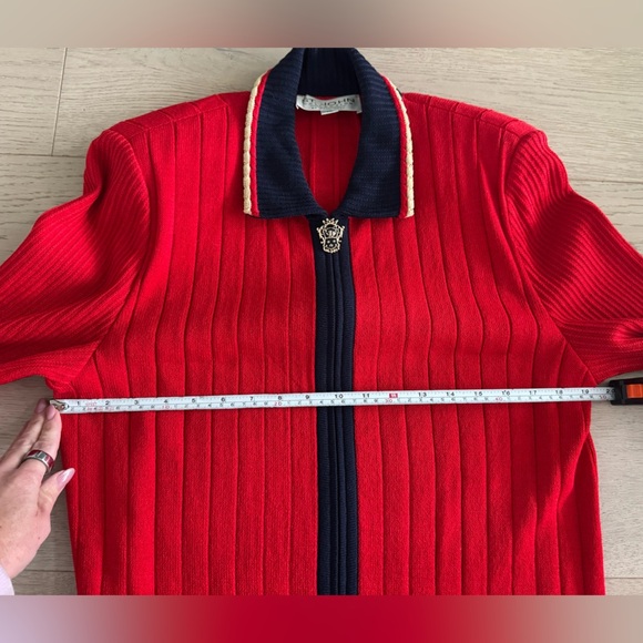 ST. JOHN by Marie Gray Red/Navy knit cardigan size 10 - Picture 6 of 8